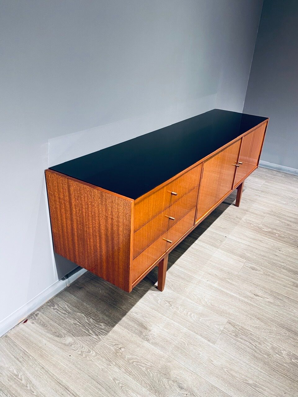 Enfilade avec tiroirs et étagères vintage 60