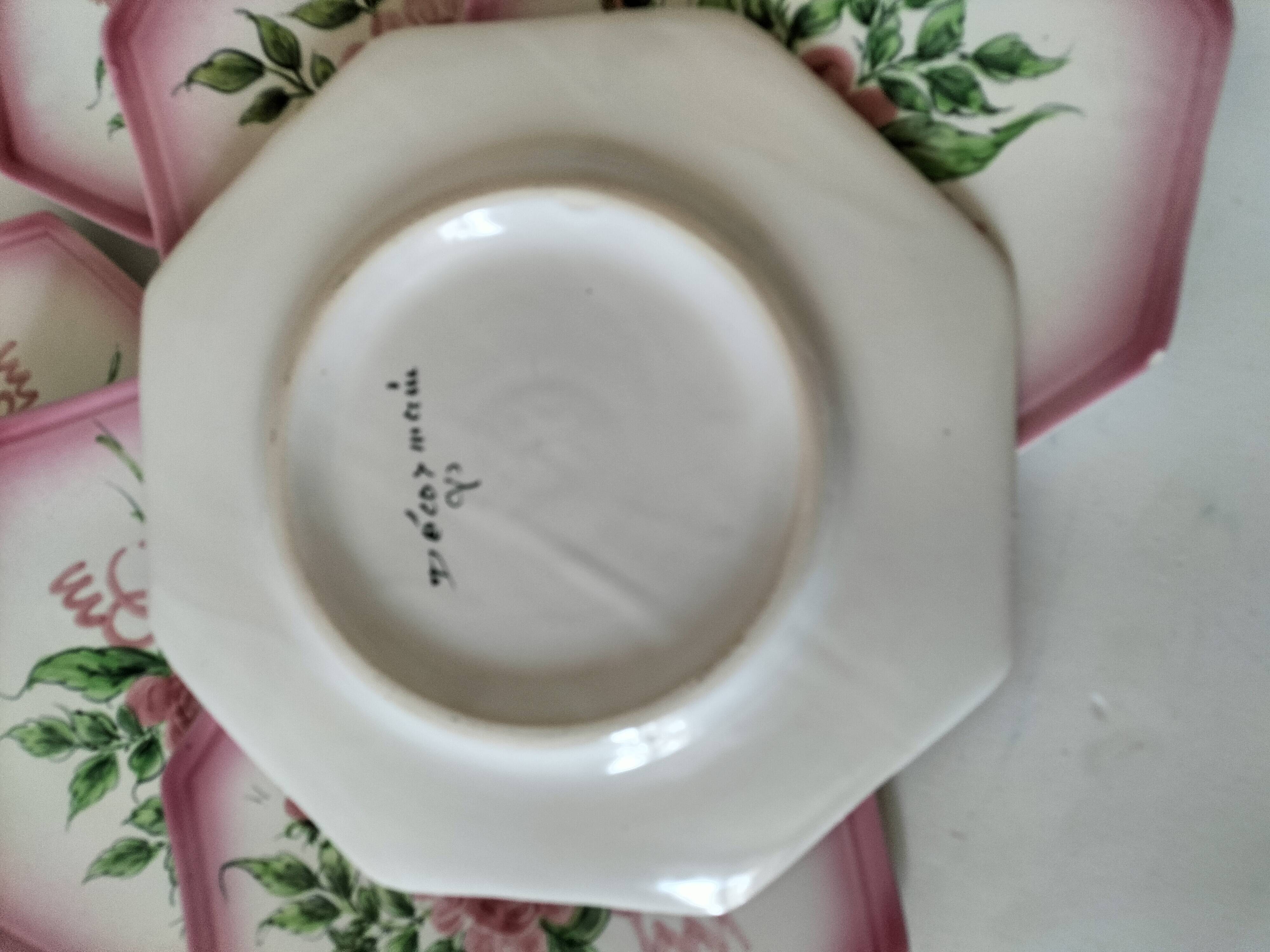 dessert plates and serving dish in earthenware – hand-painted decoration