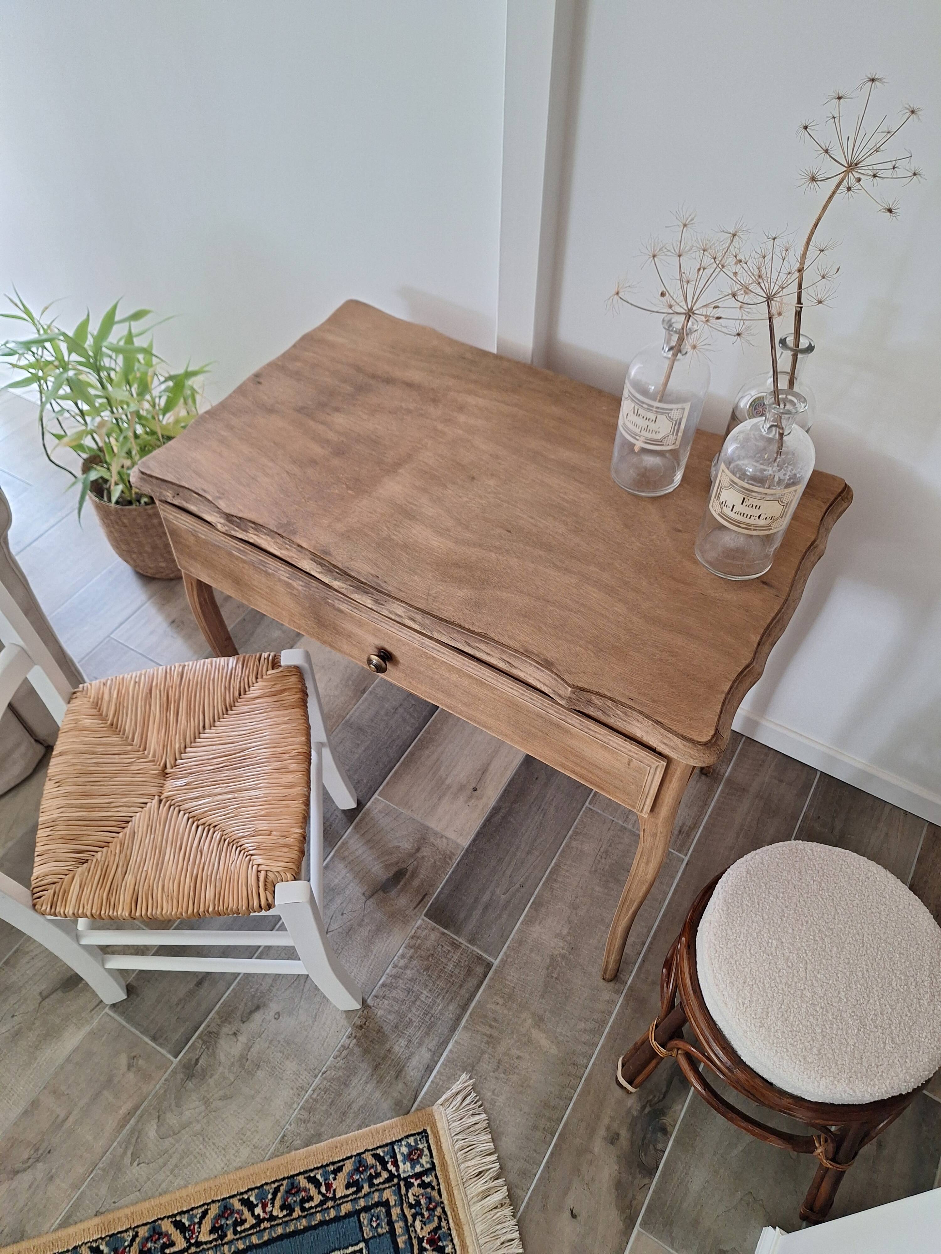 Wooden console desk