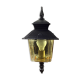 Outdoor lantern