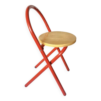 Chaise pliante vintage en métal peint en rouge et bois