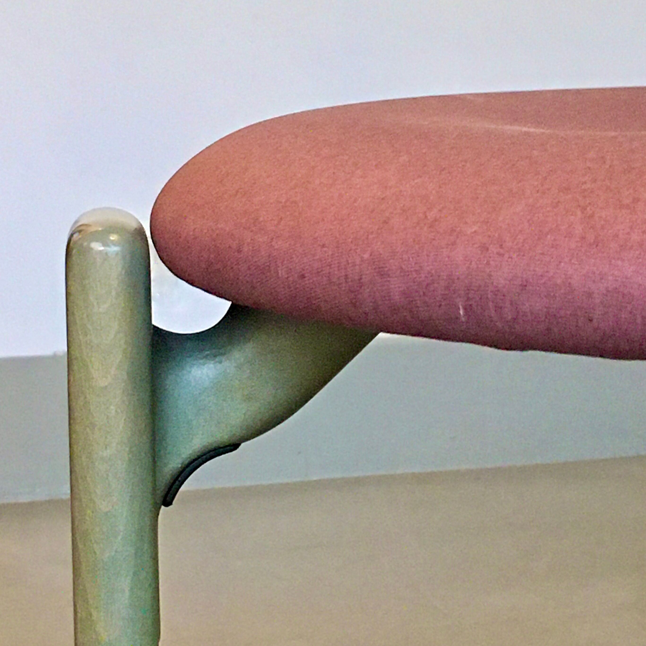 Tabouret version rose par Bruno Rey pour Dietiker, Suisse, 1970s