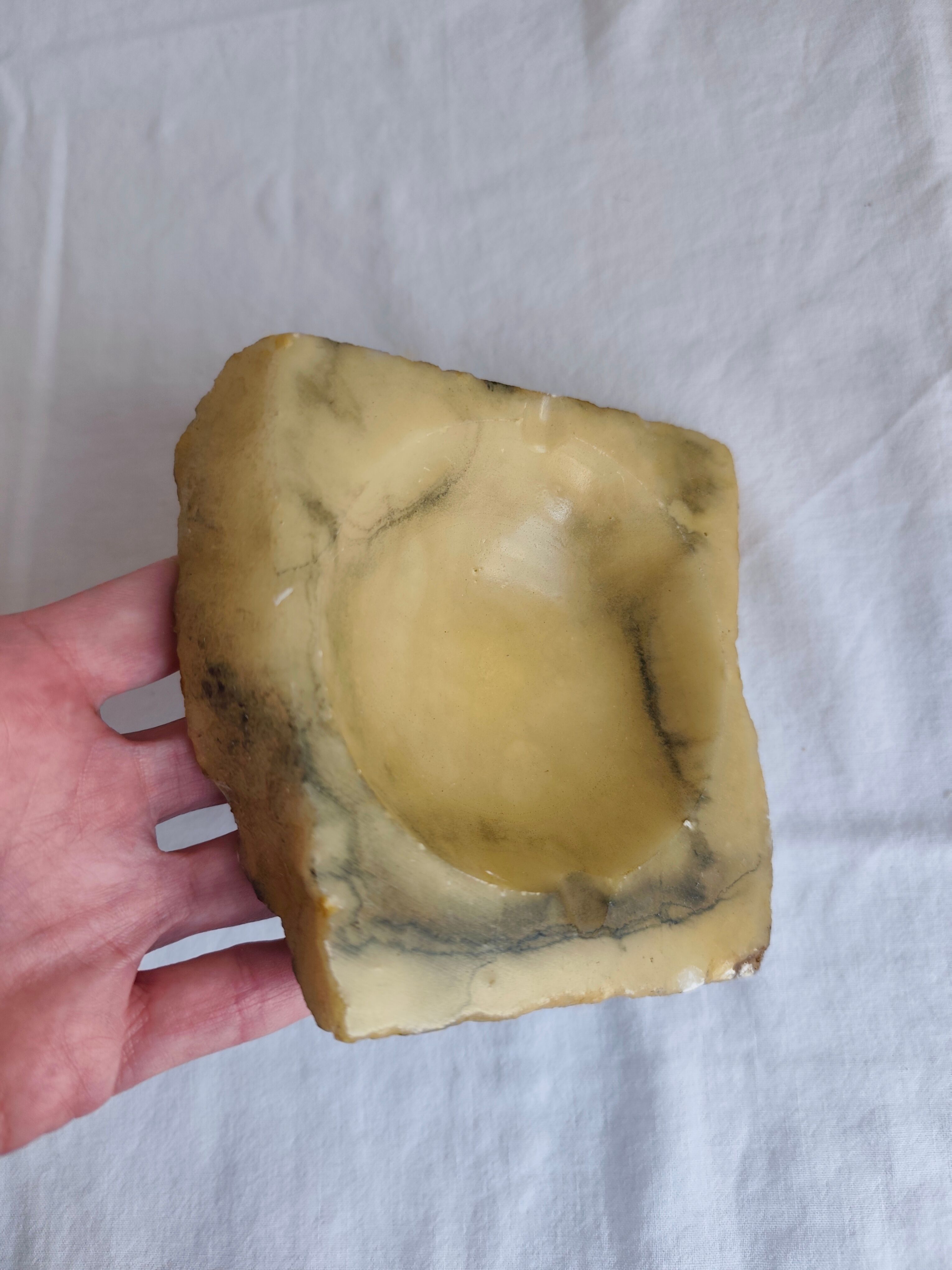 Pair of vintage ashtrays in genuine alabaster