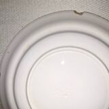 15 white earthenware plates
