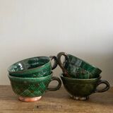 4 glazed earthenware cups