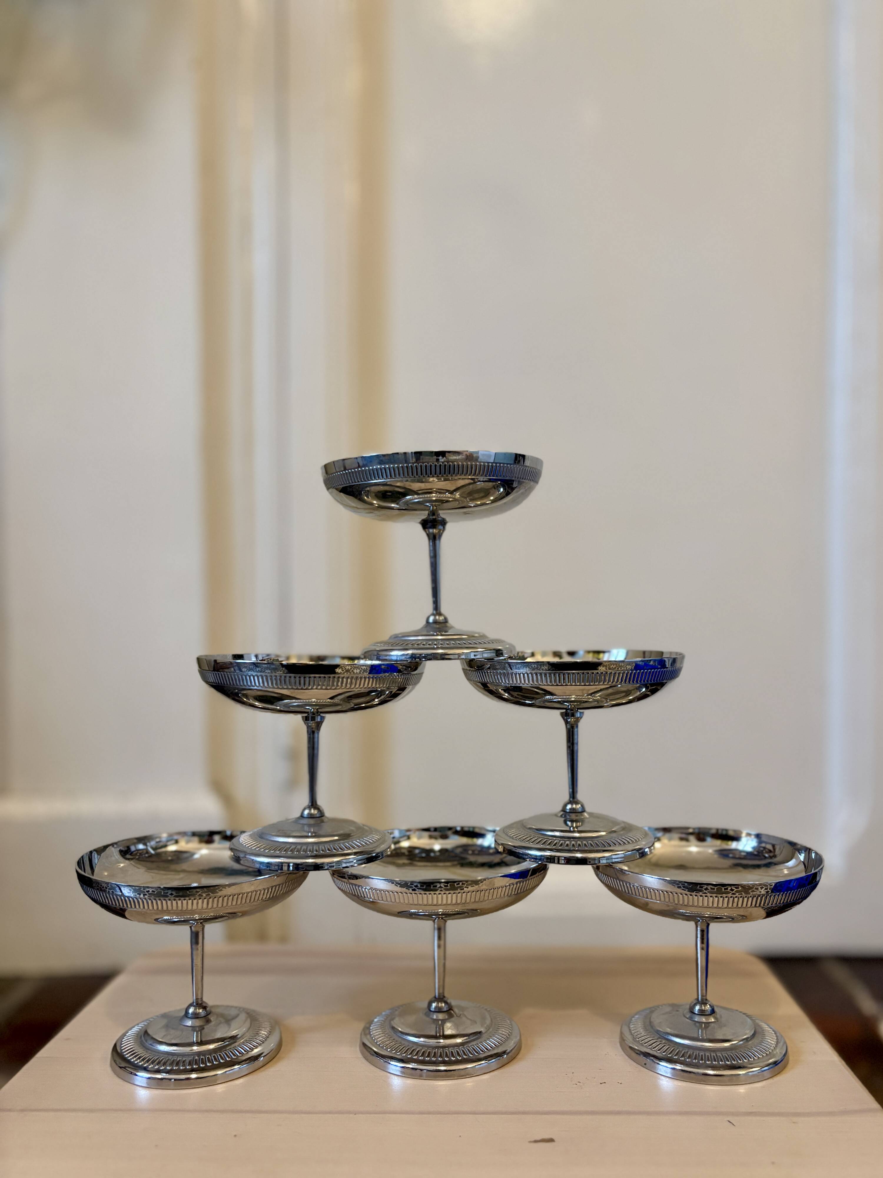 Lot de 6 coupes à dessert vintage en inox