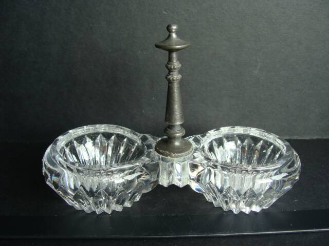 Double salt cellar in crystal and tin