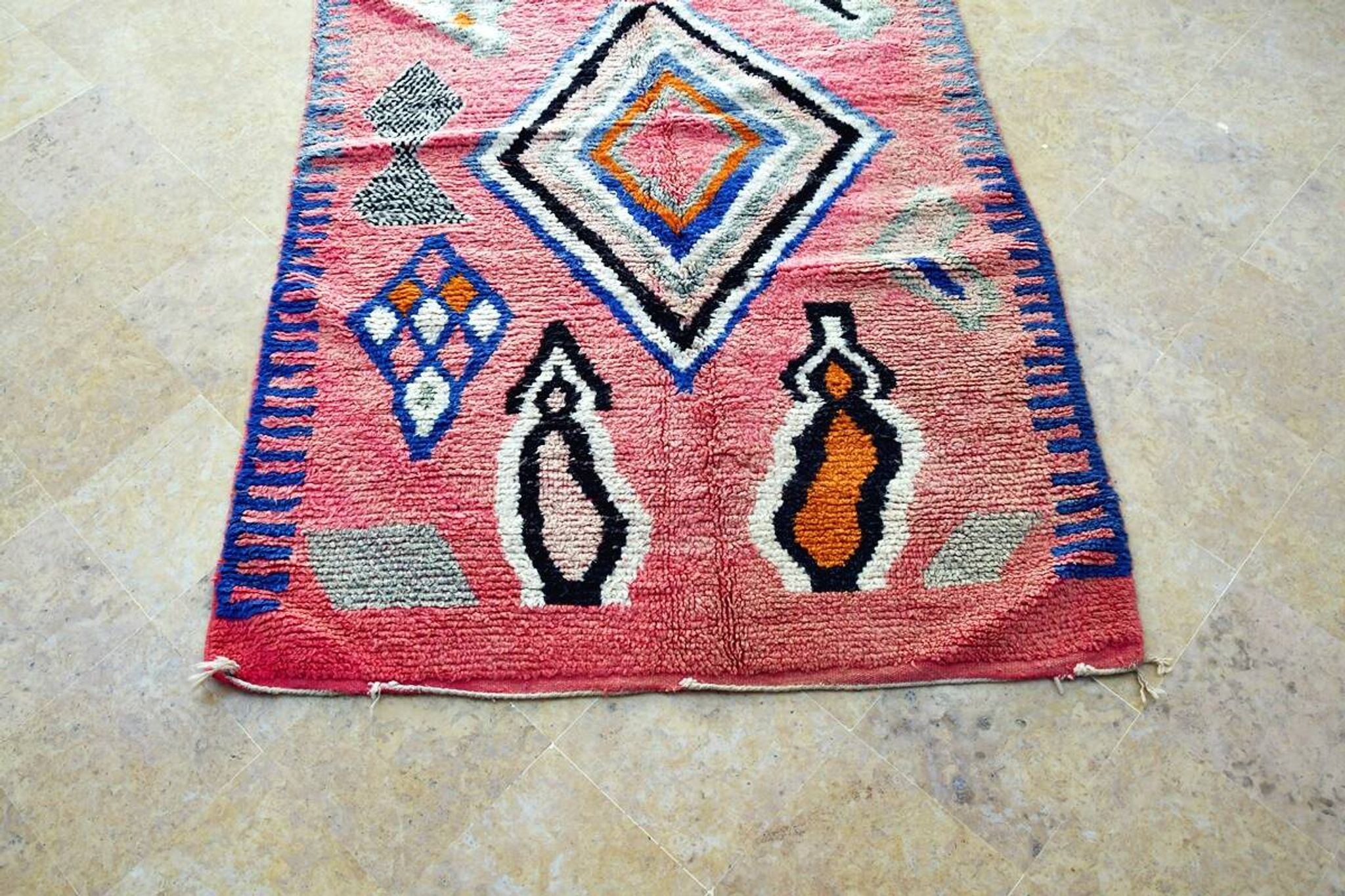 Moroccan Berber rug Boujaad 240 x 155 cm New