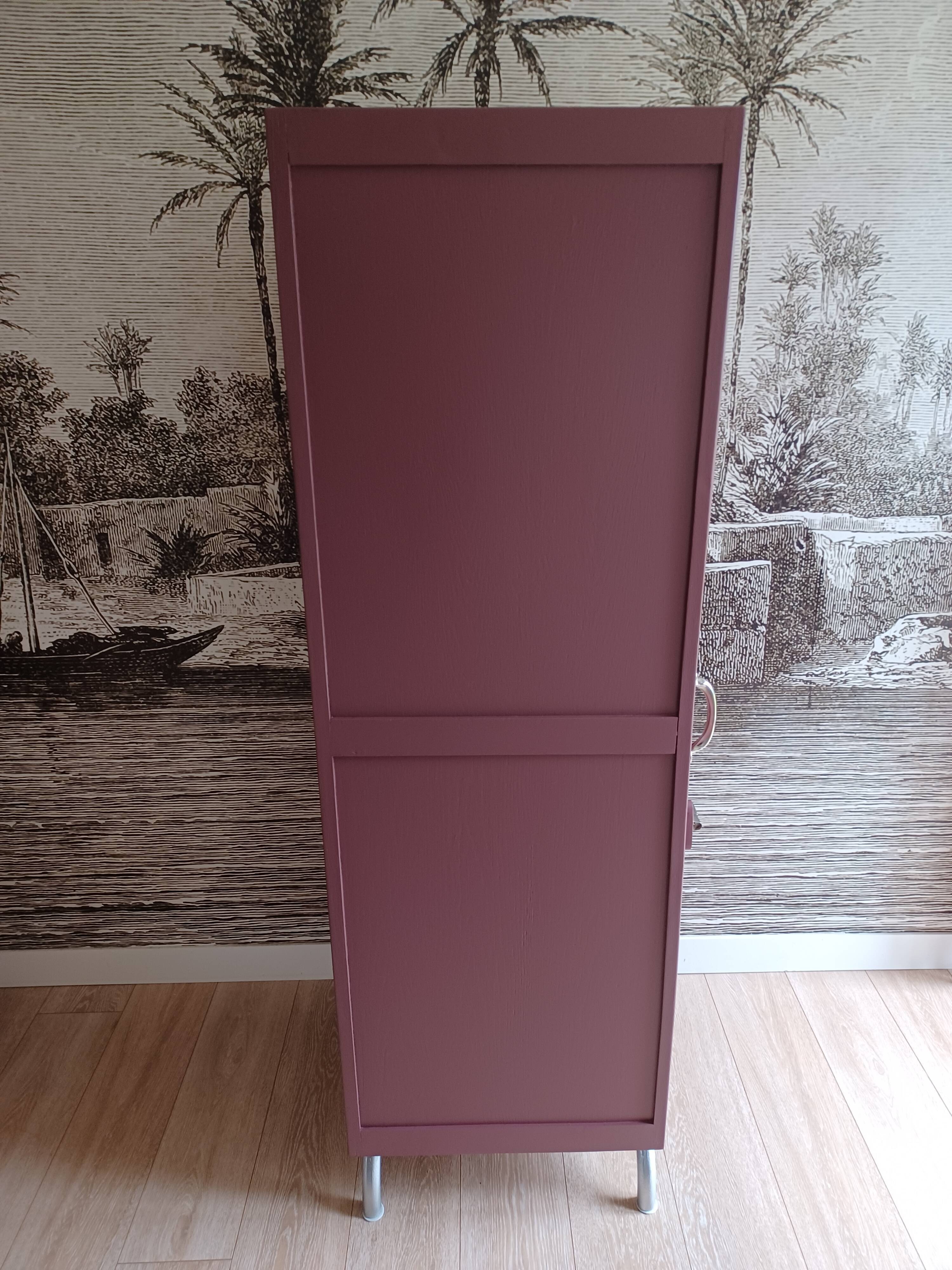 Vintage boarding cabinet