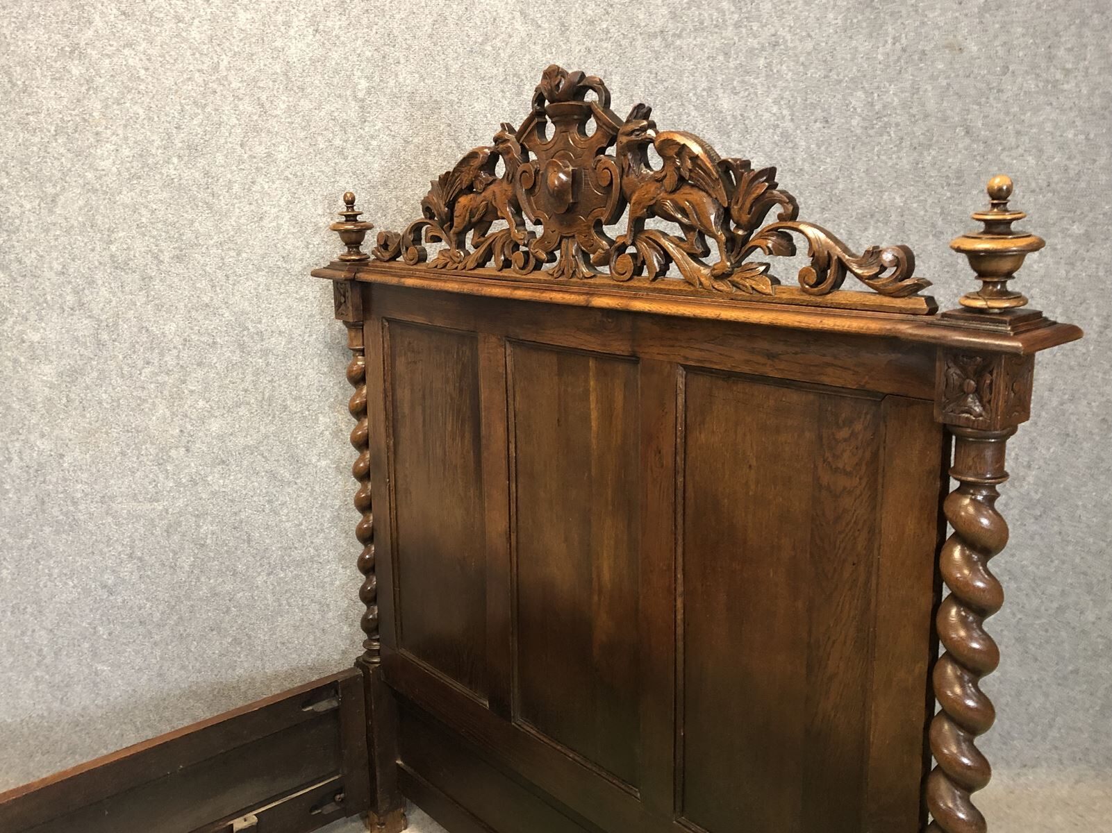 Henry II oak bed - early 20th