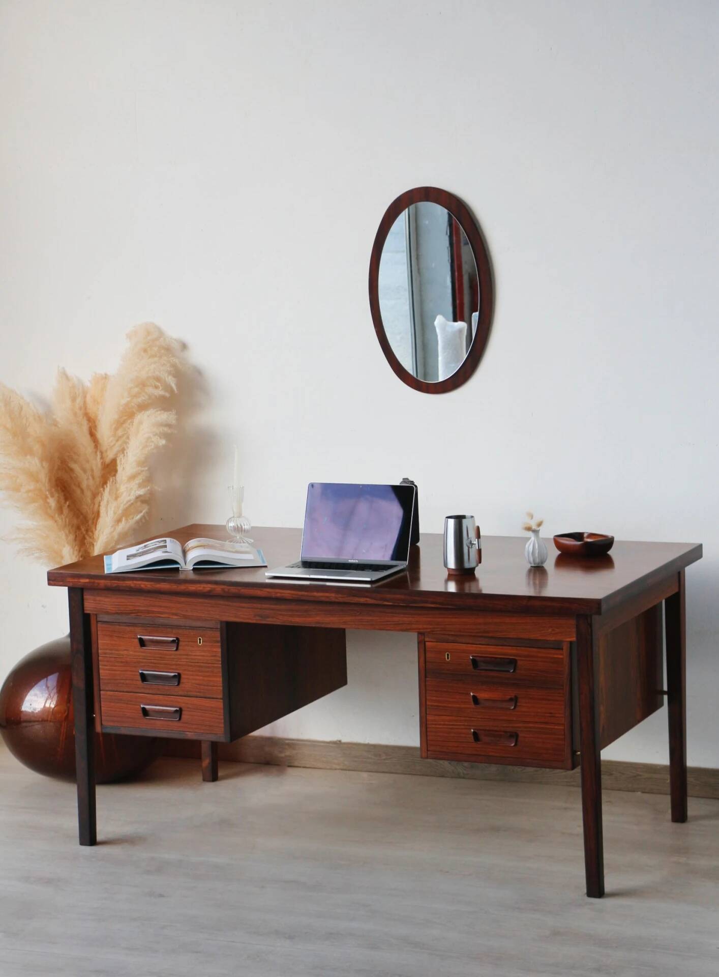 Arne Vodder rosewood desk | Scandinavian executive desk