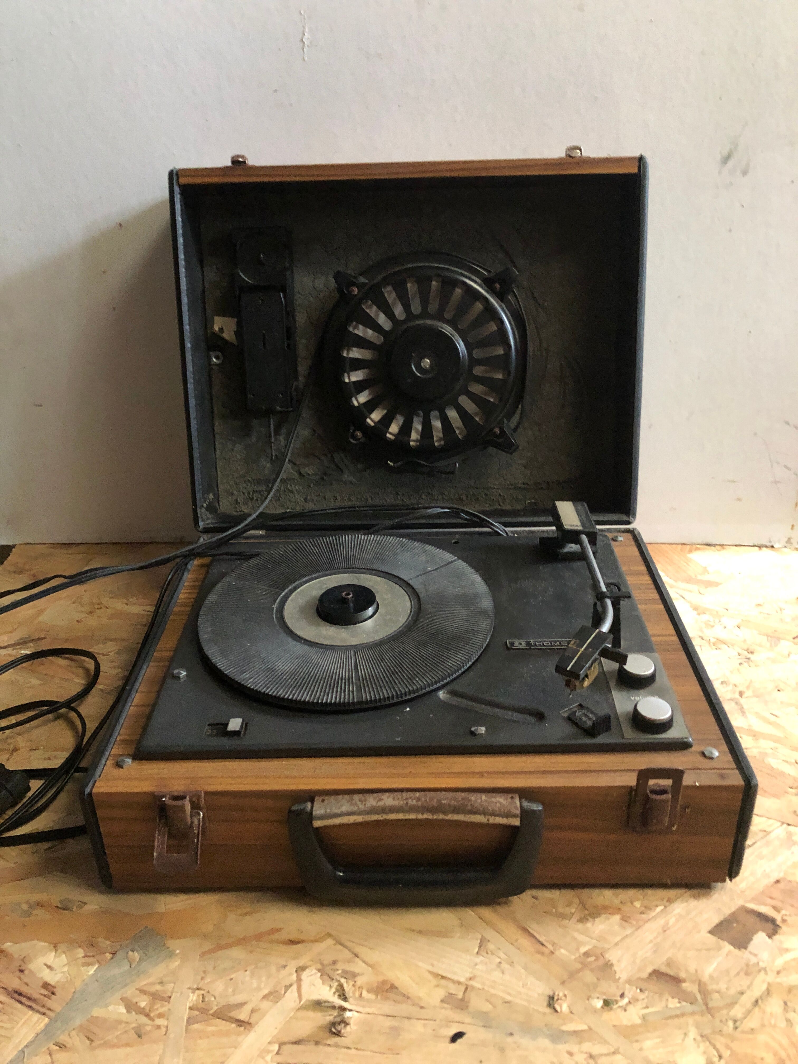 Old disc player thomson c290 automatic + speaker 70's vintage