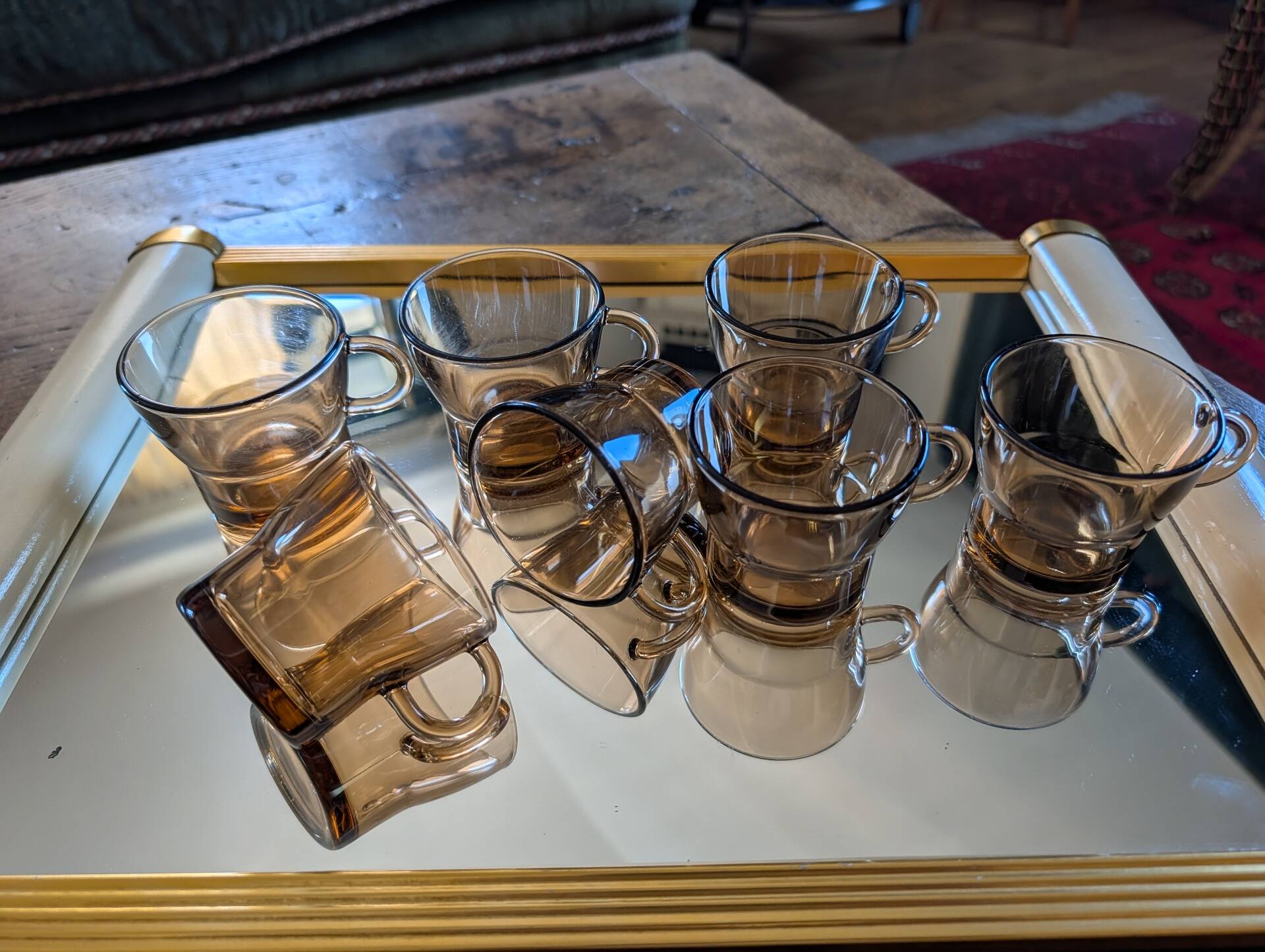 7 smoked cups – amber brown, 70s spirit