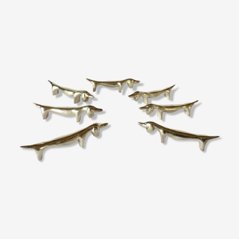 Série de 7 portes-couteaux chiens bassets métal argenté