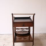 Serving art deco tork