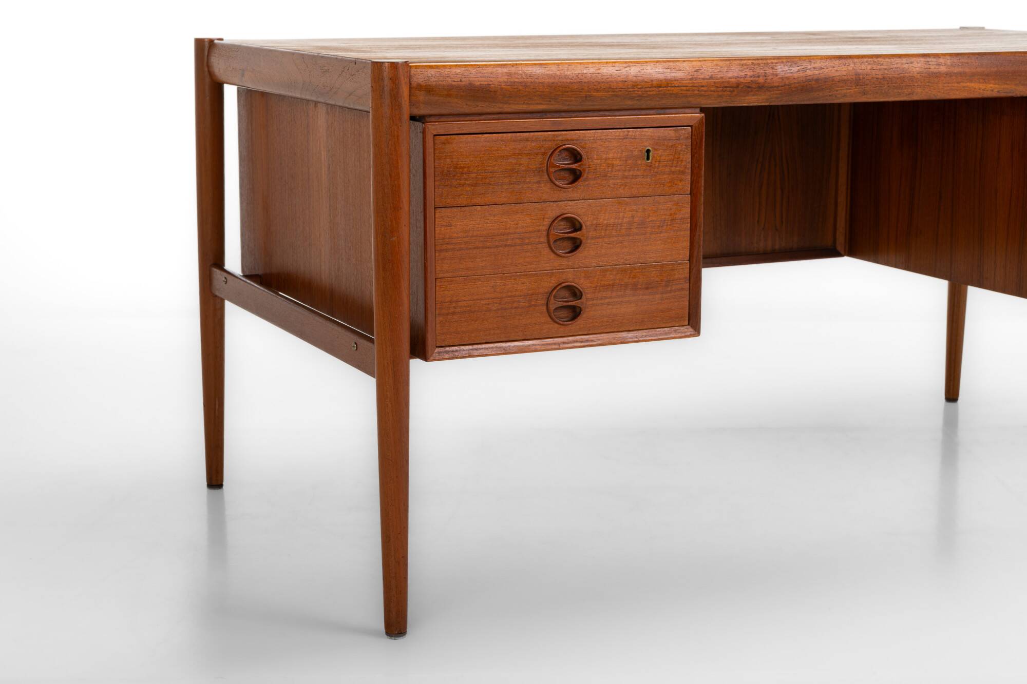 Bureau danois du milieu du siècle par Randers Møbelfabrik