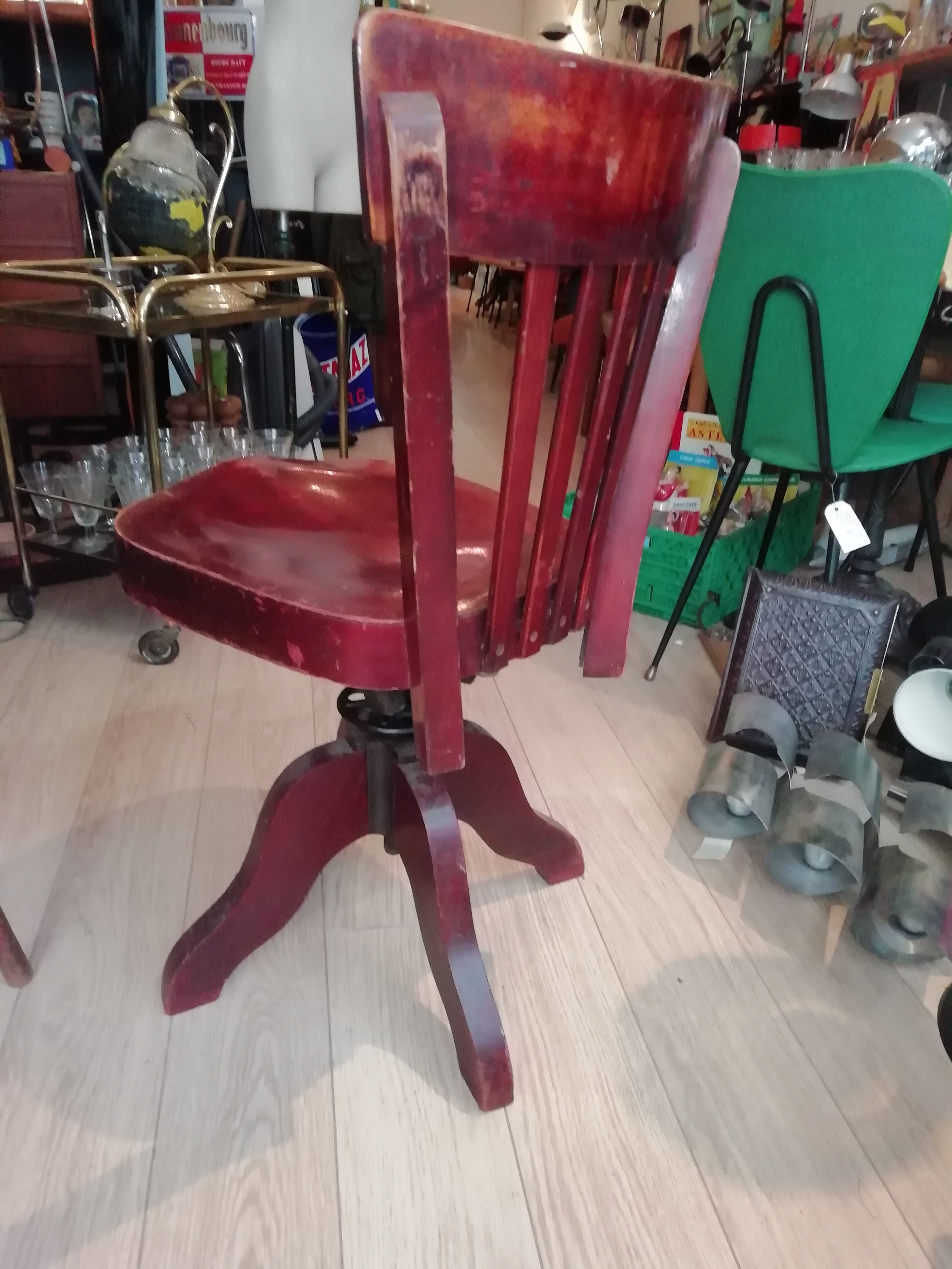 So-called American office chair