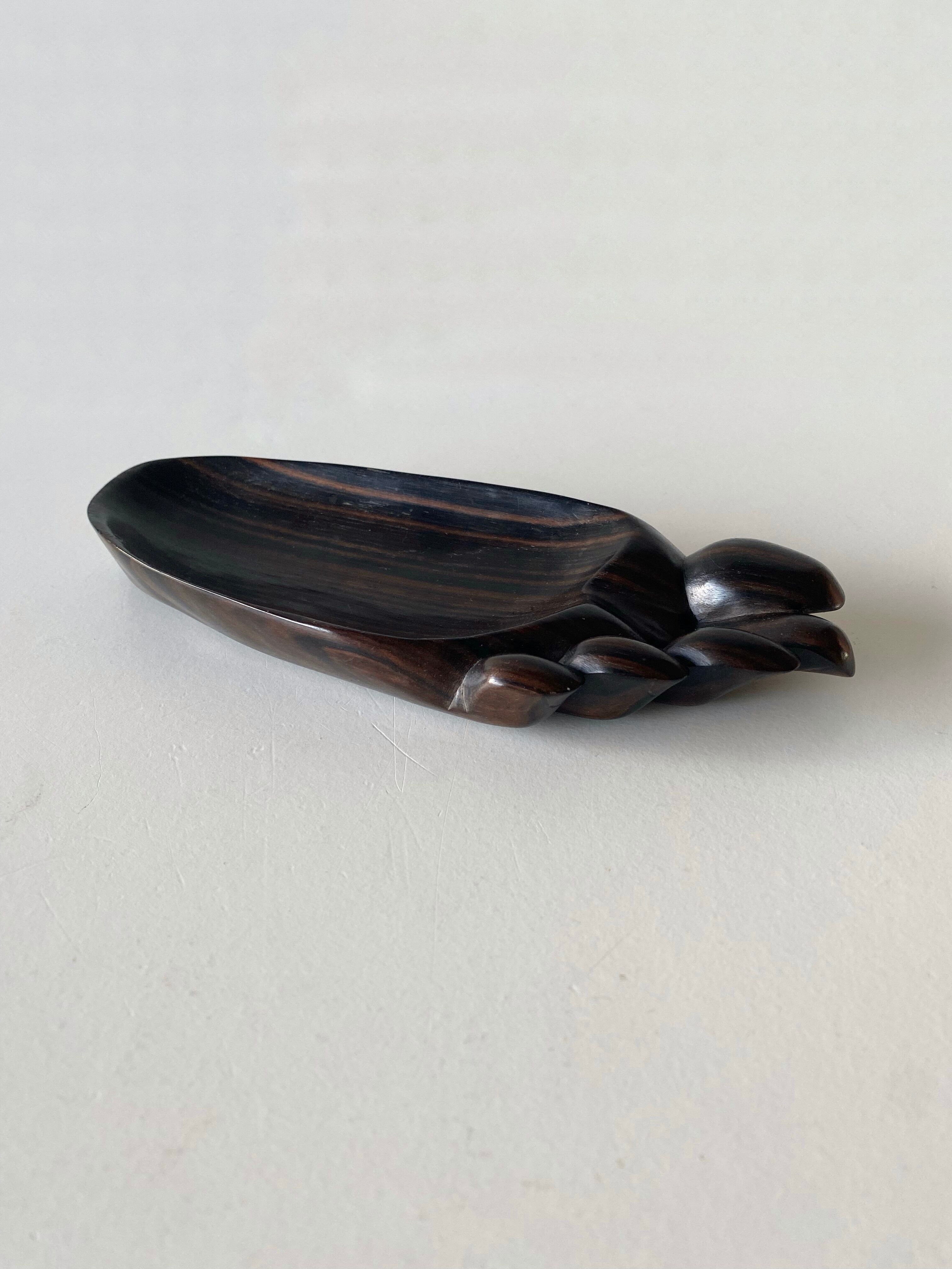 Empty wooden foot pocket