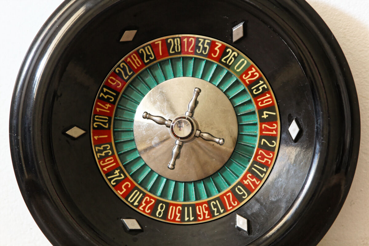 Bakelite roulette
