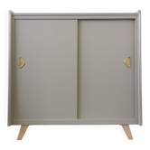 Storage cabinet