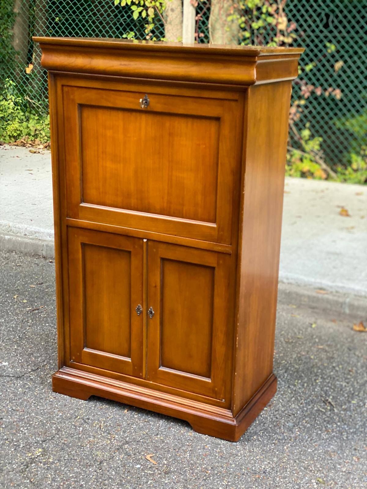 Louis Philippe secretary in solid wood and burl