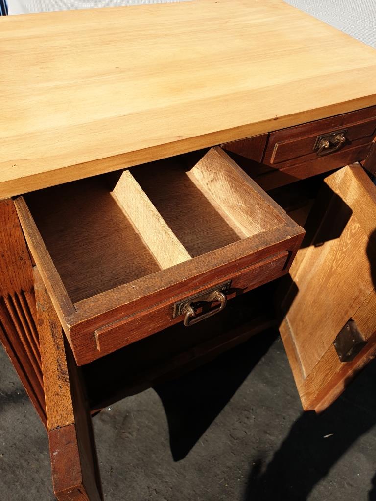 Small Parisian buffet Oak and Ash 1925