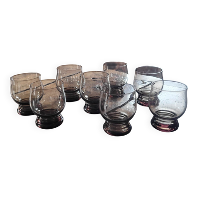 8 verres fumés moulés — 70’s
