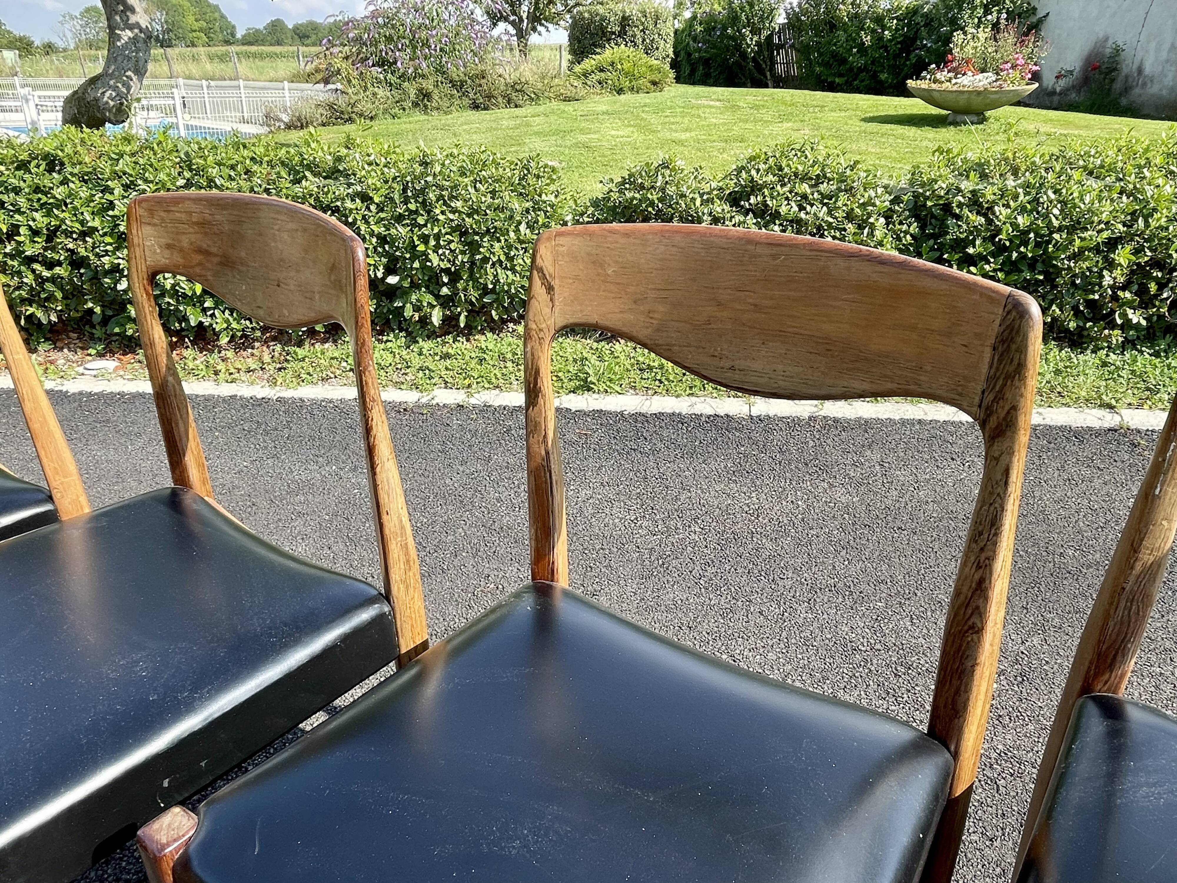 Chaises distribuées dans les années 70 par Roche Bobois