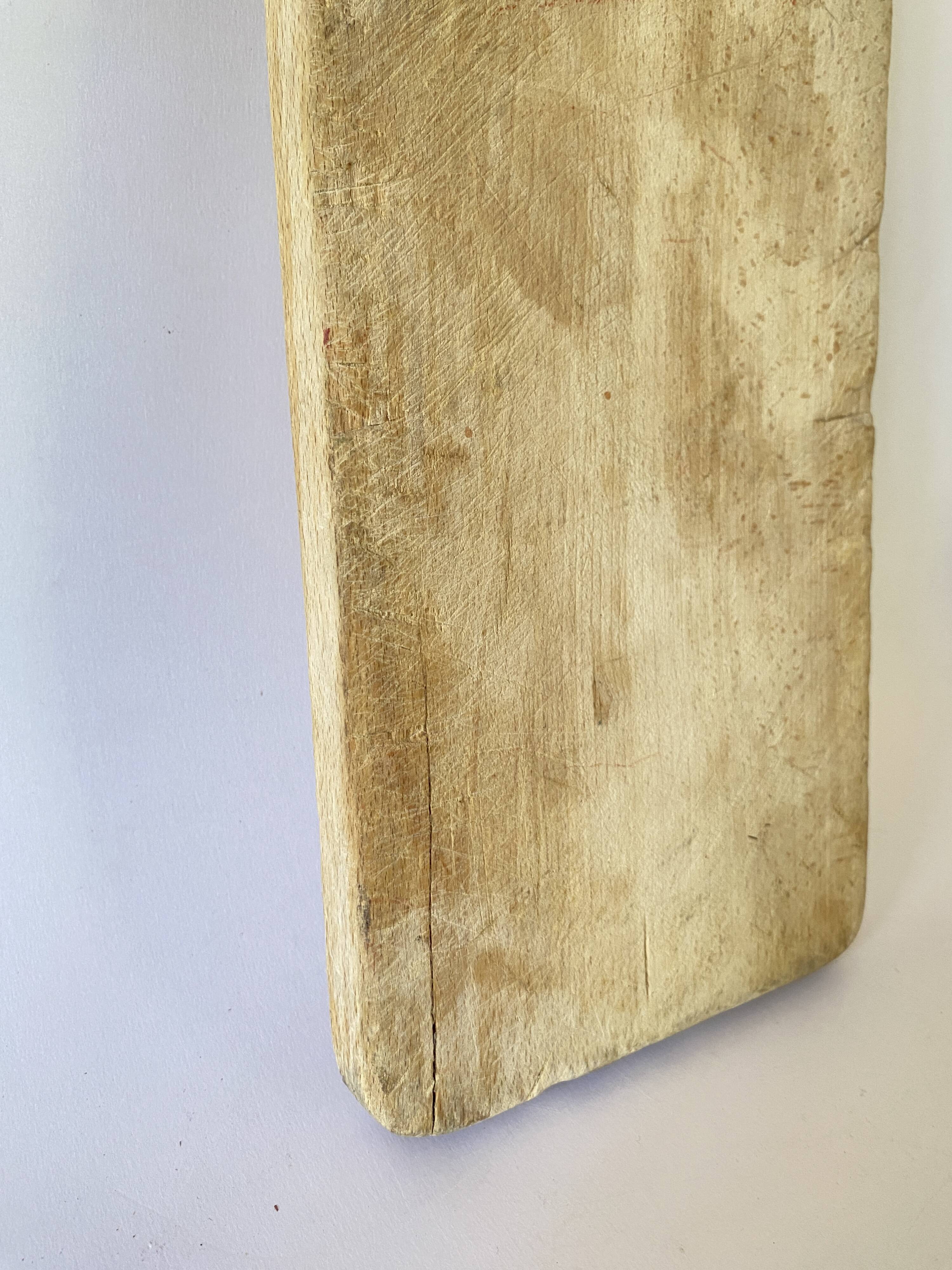 Butcher's cutting board with handle