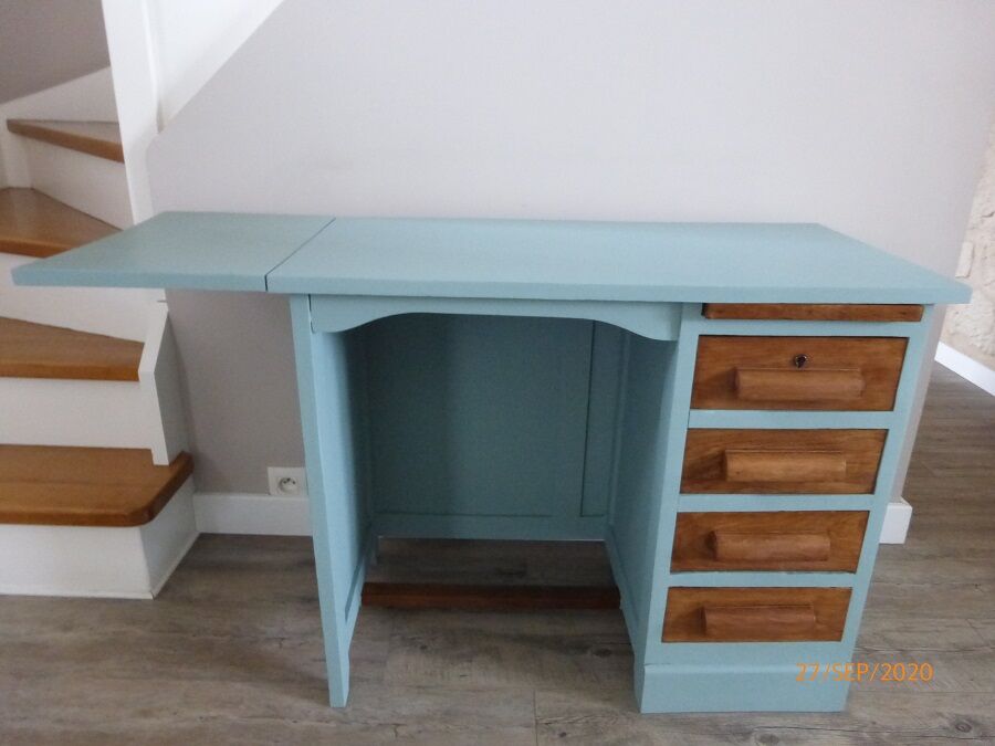 Children's desk redesigned