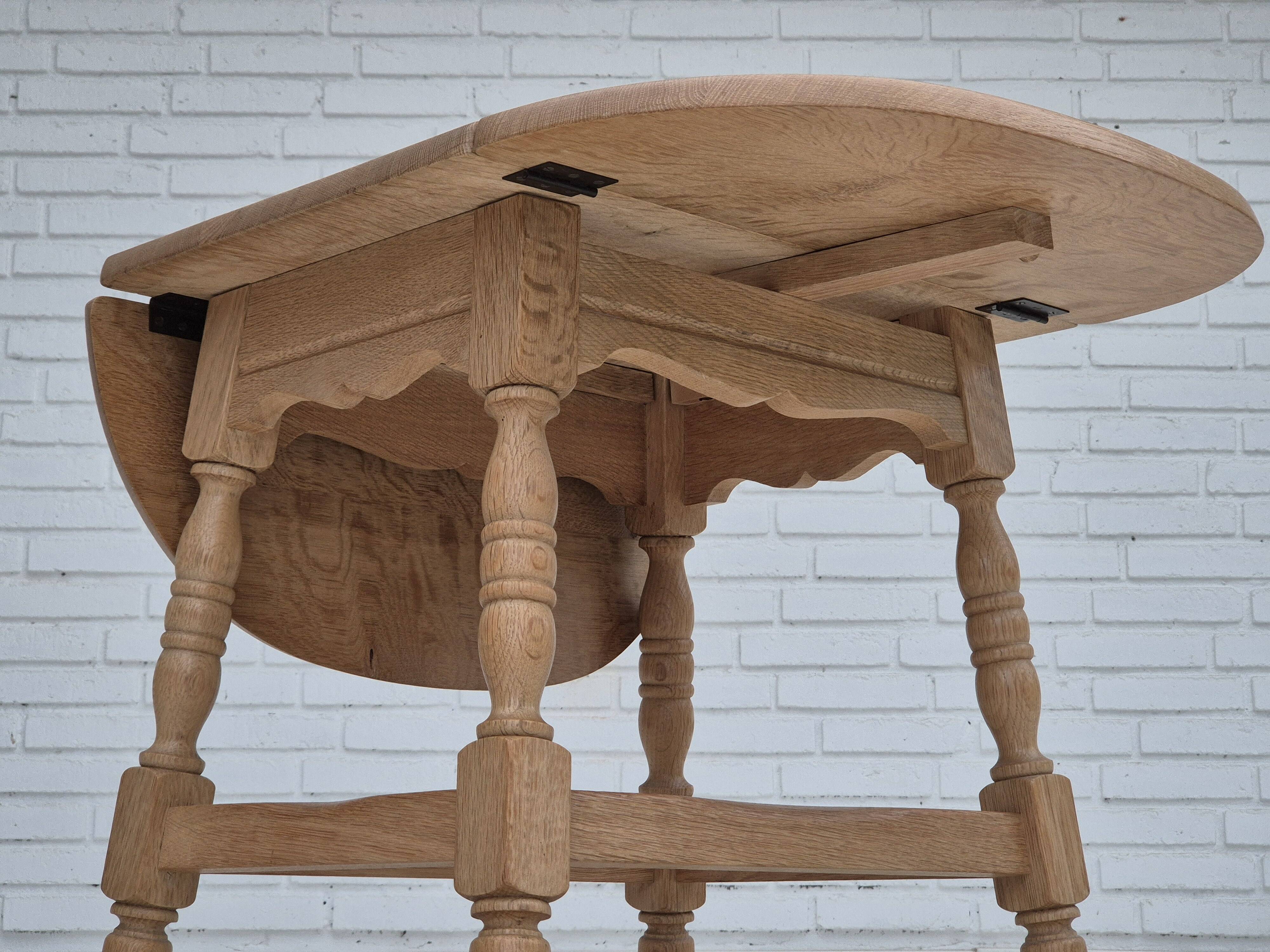 1970s, Danish foldable side table, solid oak wood, original condition.