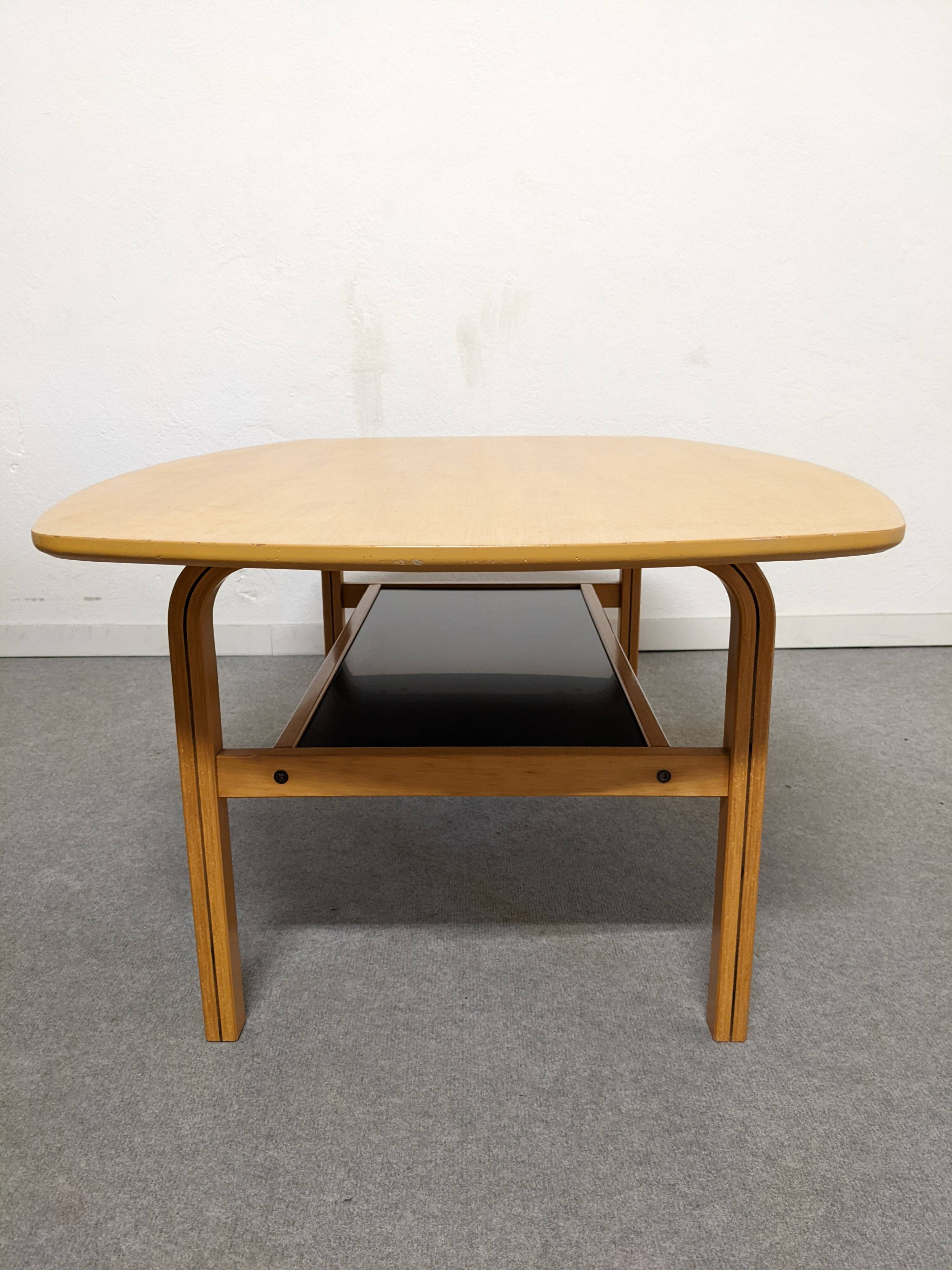 Table basse bow wood des années 60/70