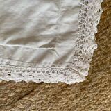 Taie d oreiller ancienne coton et dentelle .
