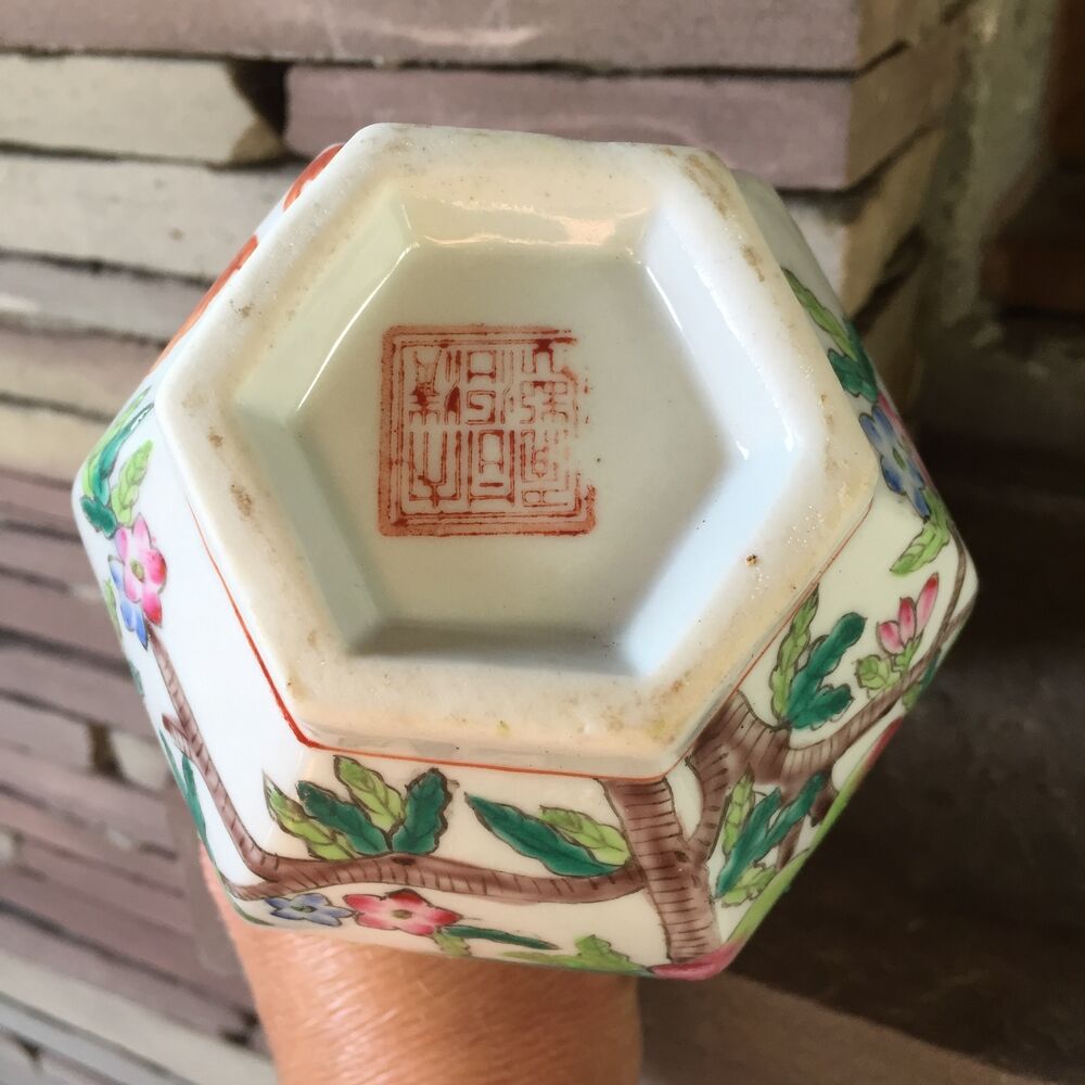 Hexagonal china porcelain vase xix th peches and 3 babs