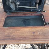 Singer sewing machine