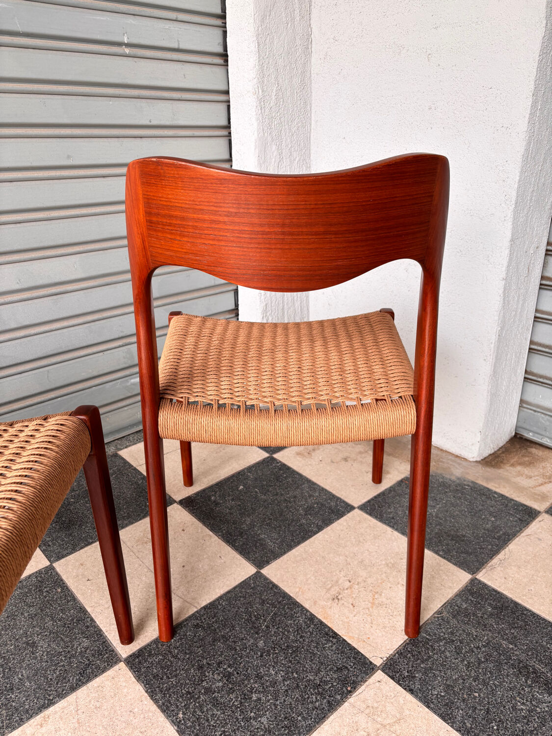 Set of 4 Møller 71 chairs