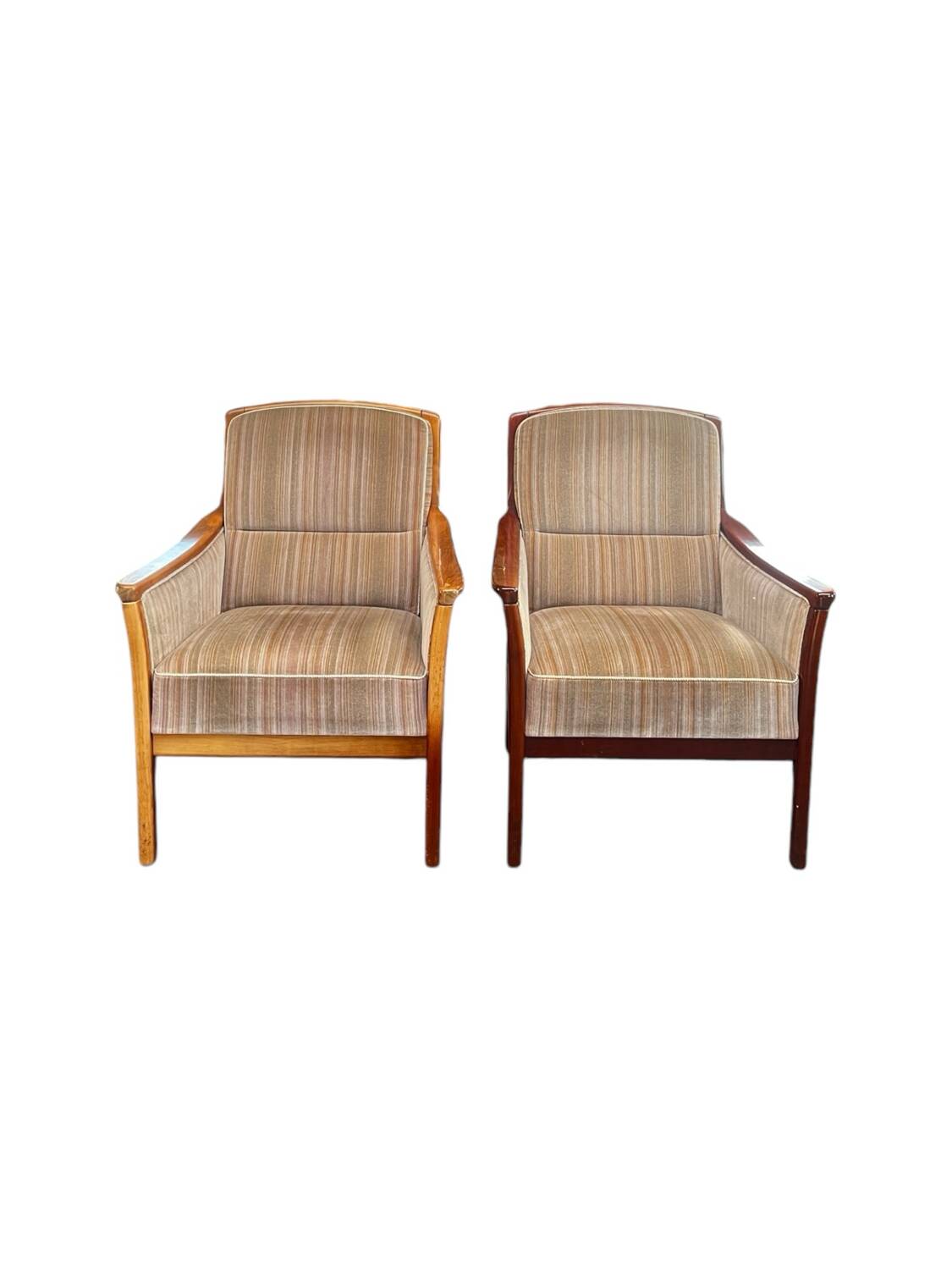 Deux sièges vintage
