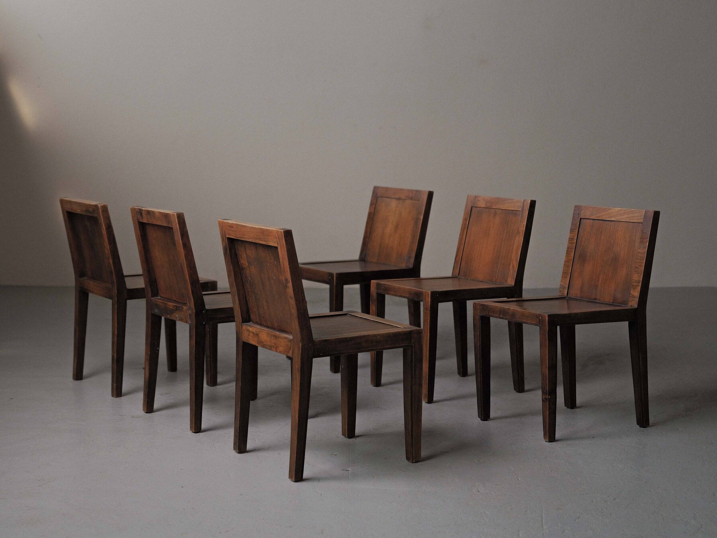 Set of 6 handcrafted oak chairs, France, circa 1970.