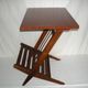 Table basse ; range disques ; revues style scandinave des années 50