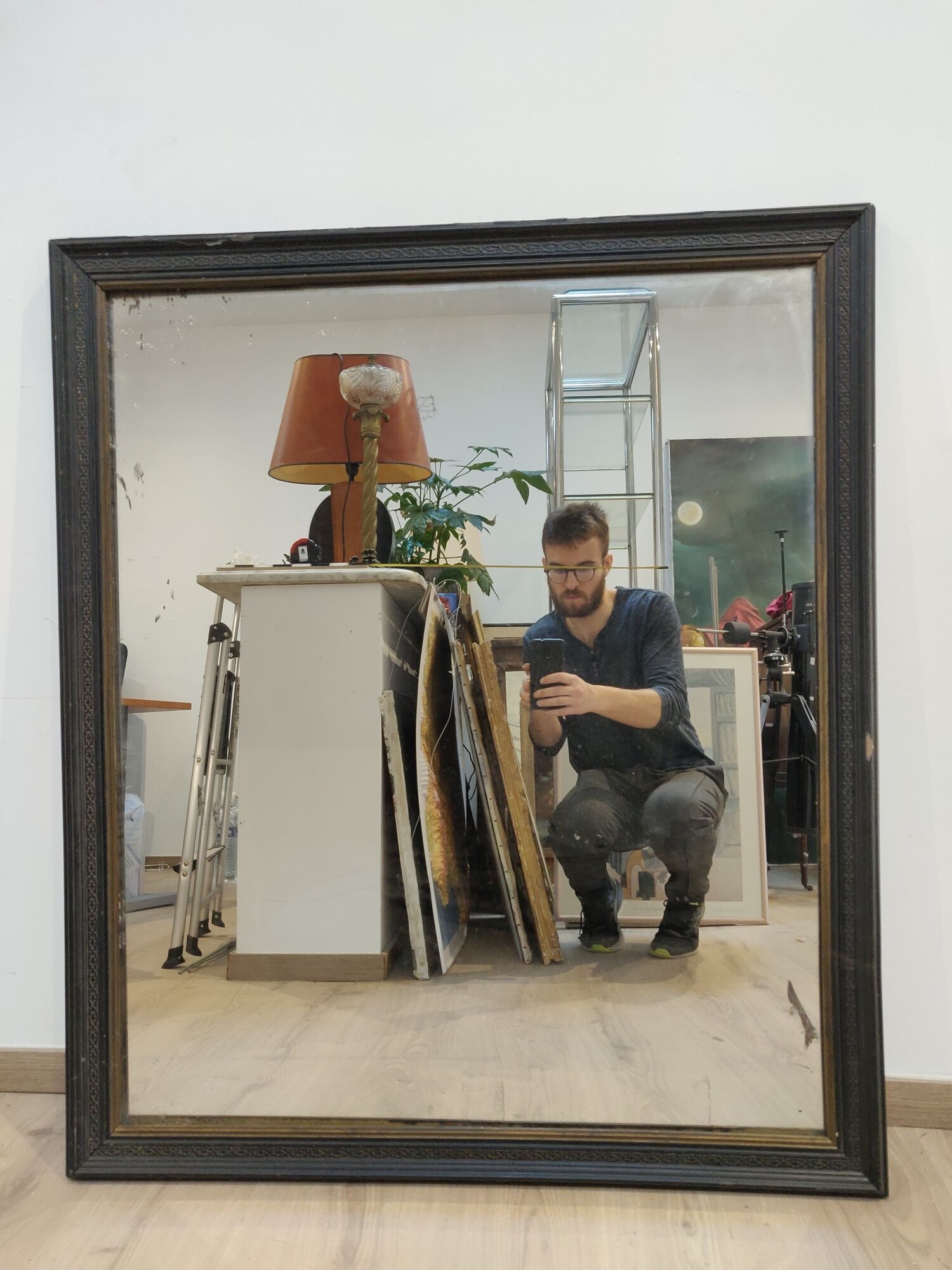 Mirror in black molded wood 109x93 Napoleon III era