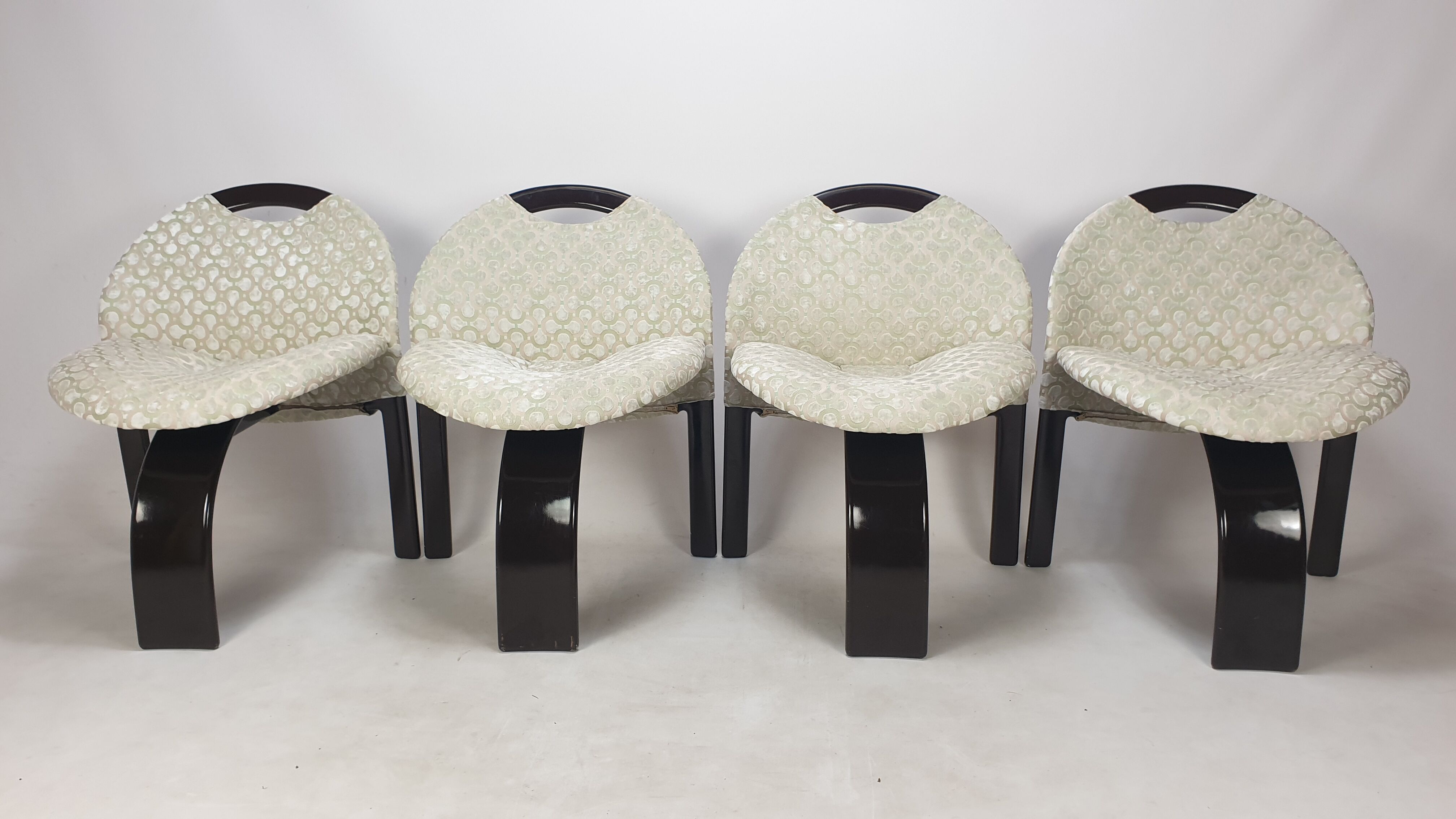 Set of 4 Giovanni Offredi Sail chairs by Saporiti Italy 1973