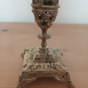 four-light candelabrum in chiselled brass from the 19th century