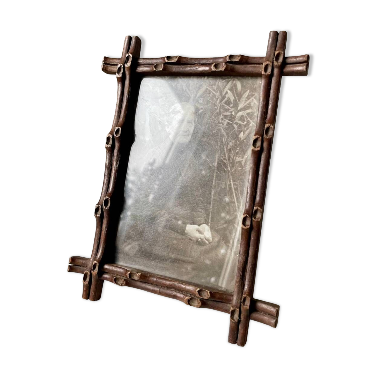 Antique Frame in carved wood  faux bambou style 19.5 cm x 15 cm