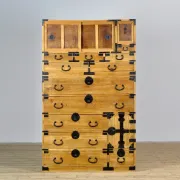 Commode Tansu japonaise, vers 1880