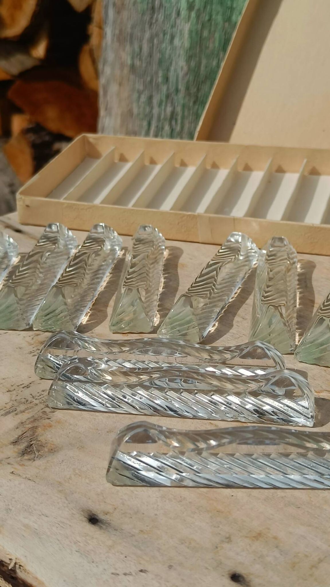 Set of 12 vintage double crystal knife rests with box