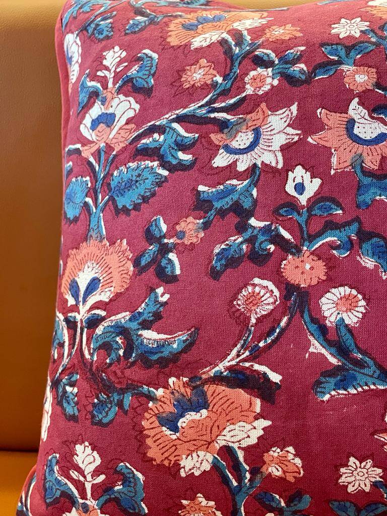 Reversible cushion cover square