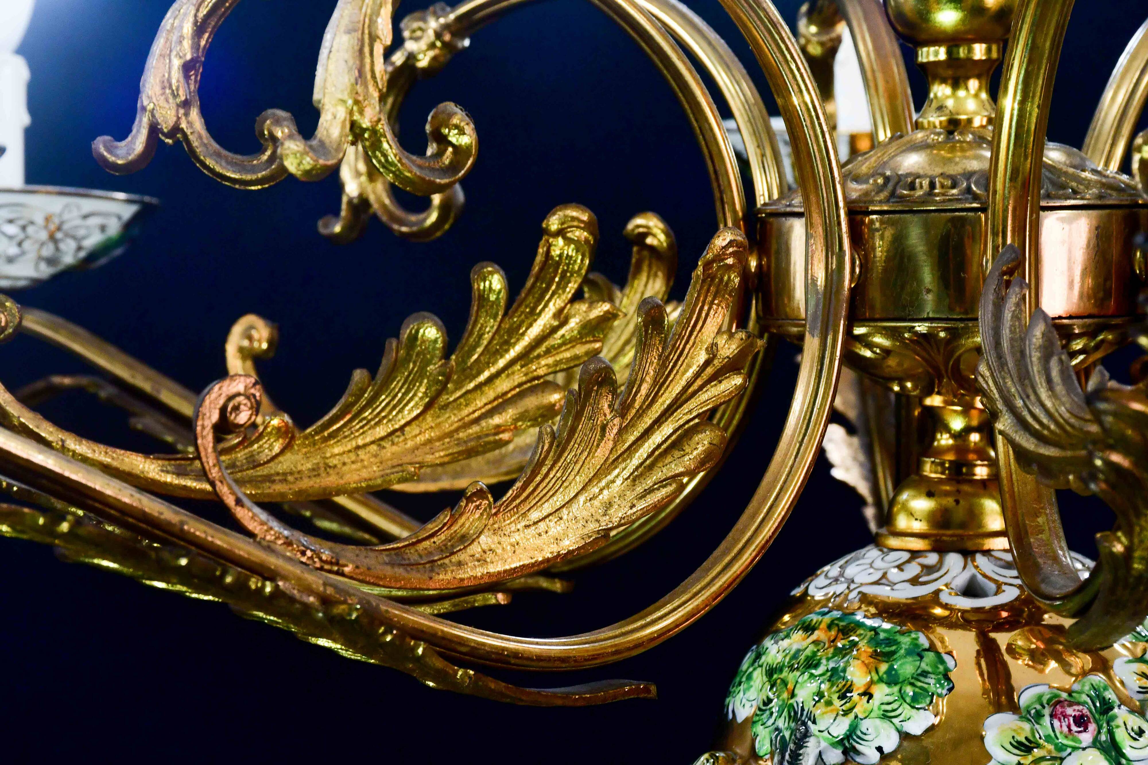 Manila, large size 12 light Italian vintage ceramic chandelier, 1960