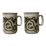 2 vintage Ducan ceramics glazed stoneware mugs
