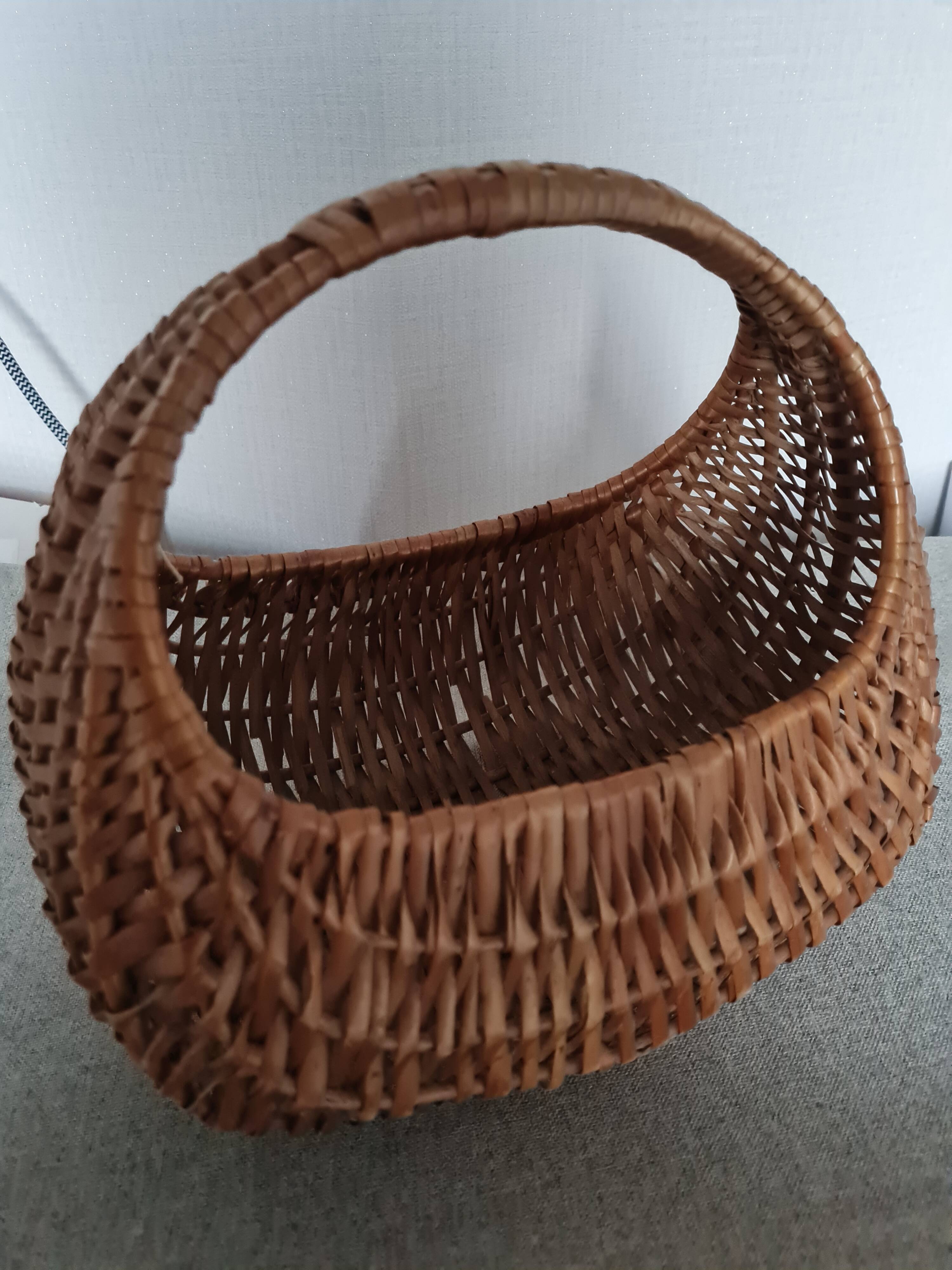 Panier banane ancien en osier