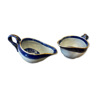 Paire de saucières de porcelaine chinoise XIXeme siècle